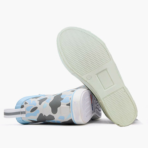 Hot Bán Trực Tiếp Cao Su Tự Nhiên Wellington Khởi Động Trẻ Em Mắt Cá Chân Giày Mưa Câu Cá Boong Khởi Động Cho Làm Vườn Leo Núi Biểu Tượng Tùy Chỉnh - Product Image 3