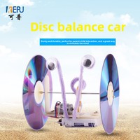 Patinete de Disco DIY Hecho a Mano: Pequeño Proyecto Científico para Estudiantes que Recicla Residuos y Promueve la Creación Manual de Patinetes de Equilibrio