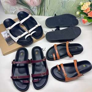 2025-Z nuovi <span class=keywords><strong>sandali</strong></span> con plateau Joker Toe alla moda Slip-On estate scarpe da esterno all'ingrosso - Product Image 3