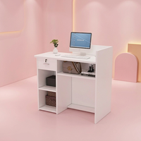 Comptoir de réception moderne en bois avec panneau frontal – Mobilier commercial durable pour bureau, hôtel, hall