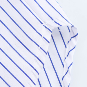 Camicetta Casual da Donna con Design Patchwork, Stampa <span class=keywords><strong>a</strong></span> <span class=keywords><strong>Righe</strong></span> <span class=keywords><strong>Blu</strong></span> <span class=keywords><strong>e</strong></span> <span class=keywords><strong>Bianca</strong></span>, Maniche Lunghe <span class=keywords><strong>e</strong></span> Bottoni - Product Image 5