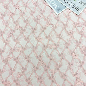 Tela de Encaje Suizo Francés Guipur con Patrón Bordado de Mariposas Rosas de Alta Calidad para Vestidos, Lencería y <span class=keywords><strong>Ropa</strong></span> Interior Femenina - Product Image 2