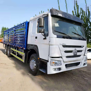 รถบรรทุกขนาดเล็ก Sinotruk Howo 6X4 พร้อมส่ง ราคาพิเศษ รถบรรทุกขนาดเล็กพวงมาลัยขวา - Product Image 1