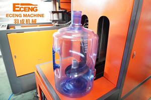 Coût de la <span class=keywords><strong>machine</strong></span> de fabrication de bouteilles en plastique YC-20L-1/semi-automatique <span class=keywords><strong>Machine</strong></span> de moulage par soufflage de bouteilles de 10 litres et 20 litres Ventilateur de bouteilles de 5 gallons - Product Image 6