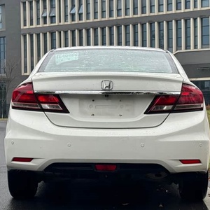 Venta al por Mayor de Vehículos Honda Civic 1.8L Auto Edición Lujo 2016, Volante a la Izquierda, en Buen Estado, Originales, de <span class=keywords><strong>Segunda</strong></span> <span class=keywords><strong>Mano</strong></span> - Product Image 4