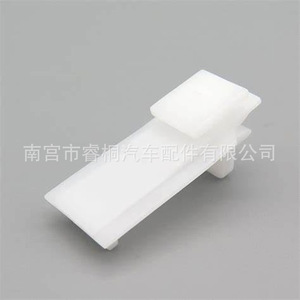 Clip de fixation en plastique pour seuil de porte, bas de caisse et capot moteur BMW X3 X4 Shuangxuan 51137269367 - Product Image 5