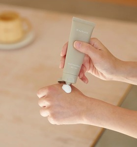 Crème pour les mains botanique japonaise 40g, huile essentielle naturelle, hydratante, non collante, soin des mains, végétalienne - Product Image 3