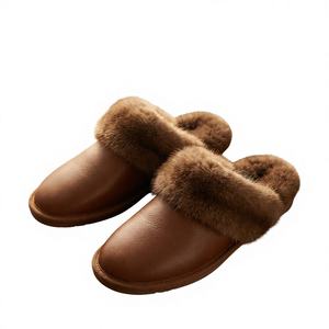 Claquettes plateforme unisexe en cuir de vachette véritable et fourrure de vison, chaudes pour l'hiver, avec amorti, imperméables, antidérapantes et respirantes - Product Image 1