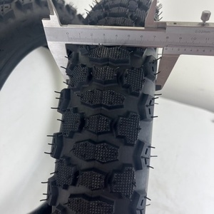 Neumático sin Cámara para Vehículos y Motocicletas 300-12, Reforzado, Sin Vacío - Product Image 1
