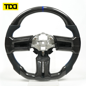 Volant de course en fibre de carbone TDD pour Mustang GT 5.0 S550 / GT500 / Shelby 2019-2025 - Product Image 1