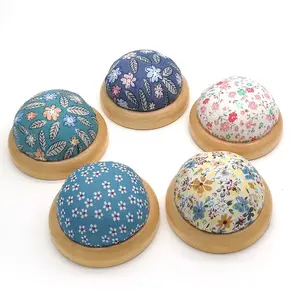 Wholesale High Quality DIY Handmade Fabric Cute Sewing Tools Wooden Base Pin Cushion Needle Cushion