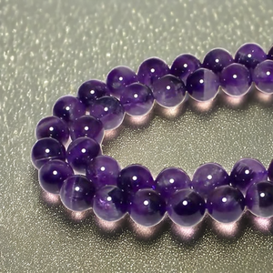 6mm Round Natural High Quality Loose Amethyst Gemstone Beads with Pleochroic Effect - Product Image 1