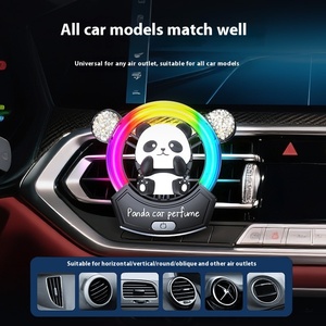 Phim hoạt hình gấu phát sáng trang trí môi trường xung quanh ánh sáng Nước hoa Điều khiển bằng giọng nói xe làm mát không khí nhựa Vent Pick-up cho xe hương liệu - Product Image 2