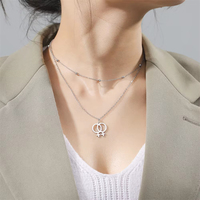 Collares de Gargantilla al por Mayor para Mujer, Colgante con Símbolo Lésbico, Collar de Doble Cadena de Acero Inoxidable, Joyería de Moda LGBT, Regalos