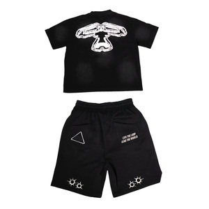 ชุดเสื้อยืดและกางเกงขาสั้นผ้าฝ้ายถักแบบกำหนดเอง 100% แห้งเร็ว สำหรับผู้ชาย ชุดลำลองฤดูร้อน ระบายอากาศได้ดี ชุดสองชิ้น - Product Image 1