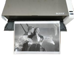 Film étirable de haute qualité 80mic 125mic, pochettes de <span class=keywords><strong>plastification</strong></span> mate A4/<span class=keywords><strong>A3</strong></span>, PET souple, soluble dans l'eau, faible MOQ, échantillon gratuit - Product Image 6