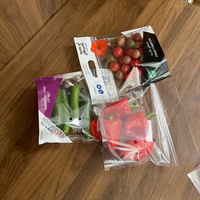 Sac refermable perforé anti-buée de qualité alimentaire avec poignée, emballage personnalisé avec logo pour légumes frais (feuilles de laitue)