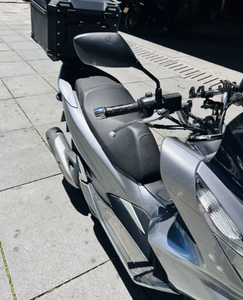 Honda PCX150 <span class=keywords><strong>d</strong></span>'occasion à vendre - ESP 150cc, Économique en carburant, Idéal pour les <span class=keywords><strong>d</strong></span>éplacements urbains - Product Image 4