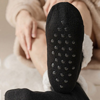 Vente en gros de chaussettes Sherpa doublées en polaire chaude pour l'hiver pour hommes et femmes pour l'intérieur, chaussettes thermiques épaisses et floues et antidérapantes