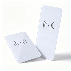 Panel Adhesivo Personalizado OEM para Cargador Inalámbrico con Símbolo Qi, Resistente al Agua, Impreso en Serigrafía - Product Image 5