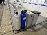 Réservoir de saumure carré Extrepure 70L en PE avec couvercle hermétique, réservoir de sel pour système adoucisseur d'eau, équipement de traitement de l'eau pour usine