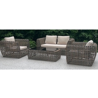 Ensemble de canapés de luxe pour l'extérieur Sofa et table de jardin en rotin PE au design moderne