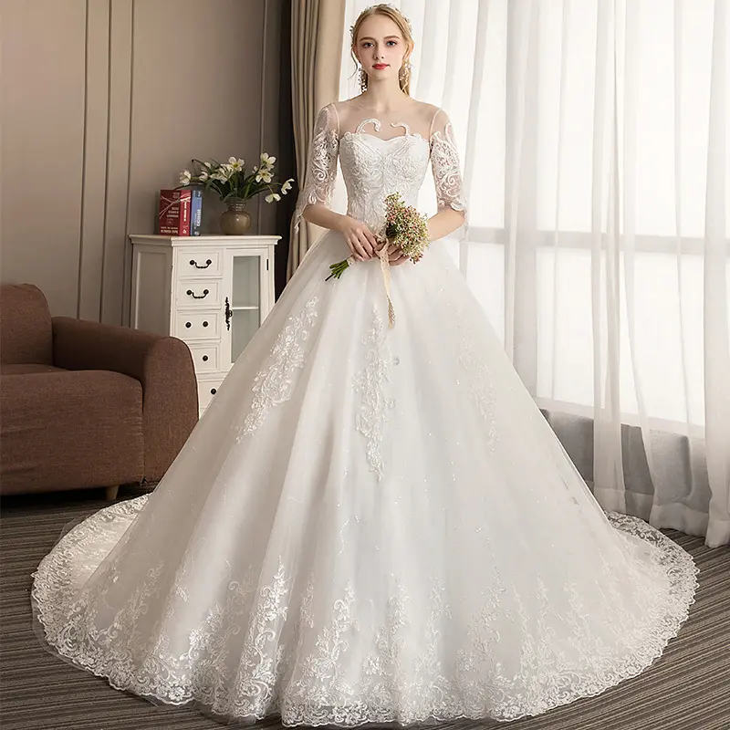 2020 New style white one-shouldered bridal gown trailing tail wedding dress