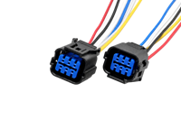 Harnais d'adaptation personnalisé avec un connecteur EMT à 6 broches de type pince pour LED automobile et un kit de connexion fil-fiche femelle.