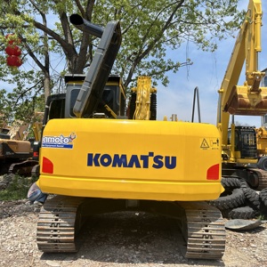 Excavadora mediana de Japón de alta eficiencia Komatsu, excavadora de orugas usada a la venta de Komatsu en el mercado de los productos de alta calidad - Product Image 4
