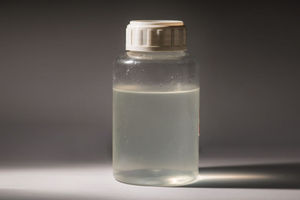 Suministro de Fábrica de SLES de Alta Calidad al 70%, CAS 9004-82-4, Lauril Poloxietileno Sulfato de Sodio - Product Image 2
