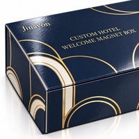 Boîte cadeau magnétique personnalisée pour hôtel, papier couché 157 g/m², carton gris 2 mm, emballage laminé brillant avec logo en feuille d'or