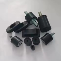 Blocs amortisseurs en caoutchouc NR personnalisés, supports isolants de vibrations antidérapants, roues en caoutchouc moulées pour équipements de machinerie