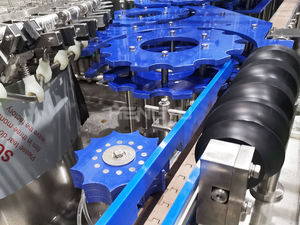 Linea di produzione di imbottigliamento di bevande analcoliche completamente automatica per bevande gassate su piccola scala - Product Image 3