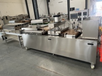 Machine à pain plat commerciale en acier inoxydable, entièrement automatique, pour la fabrication de chapati, roti et pain pita - Offre spéciale