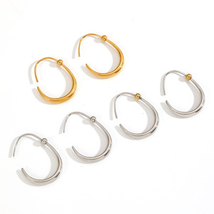 Pendientes de aro de acero inoxidable chapados en oro de 18k, diseño geométrico inalterable en color para mujer, joyería de moda TE60534 - Product Image 4