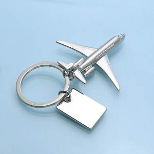 Custom Logo Gegraveerd Metalen Vliegtuig Sleutelhanger Promotionele Luchtvaart Cadeau Gepolijste Jet Sleutelhanger Voor Het Bedrijfsleven - Product Image 3