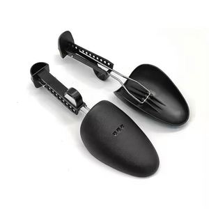 Embauchoirs en plastique ajustables pour hommes/femmes avec logo personnalisé pour armoire - Product Image 2