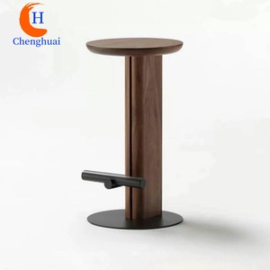 Silla de <span class=keywords><strong>Bar</strong></span> de Madera Maciza Nórdica, Silla de <span class=keywords><strong>Bar</strong></span> de Metal de Lujo Ligero, Taburete Alto, Silla Alta Creativa y Sencilla - Product Image 1