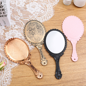 Nhà Máy Bán Buôn Retro ABS Nhựa Cá Nhân Cầm Tay Trang Điểm Gương Túi Xách Tay Gương Biểu Tượng Tùy Chỉnh - Product Image 3