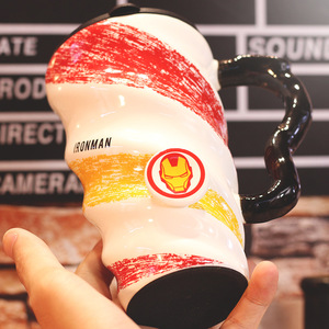 <span class=keywords><strong>Mug</strong></span> en porcelaine à grande capacité avec couvercle et poignée, style western, thème <span class=keywords><strong>Avengers</strong></span>, personnalisable avec logo, compatible micro-ondes - Product Image 2