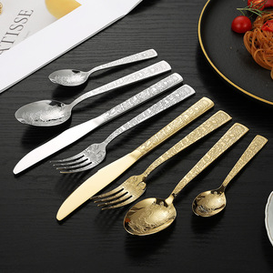 Cubertería de acero inoxidable con tótem grabado y mango cuadrado, cuchillo, tenedor y cuchara para carne estilo occidental, en colores plata, oro y oro rosa, venta al por mayor - Product Image 3