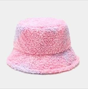 Sombrero de pescador de piel sintética para mujer, gorro de pescador con forro polar, cálido - Product Image 1