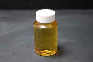 Émulsifiant PGPR <span class=keywords><strong>E476</strong></span> Pureté 99% CAS 29894-35-7 Solution à faible viscosité pour le glaçage au chocolat, le moulage, l'enrobage et la crème glacée - Product Image 5