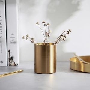 <span class=keywords><strong>Pot</strong></span> de fleur en fer pour décoration de table Boîtes de conserve en métal plaqué or Porte-<span class=keywords><strong>stylo</strong></span> pour bureau Conteneur en métal Usine bon marché Vente en gros <span class=keywords><strong>Personnalisé</strong></span> - Product Image 2