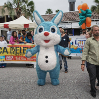 Costume de mascotte lapin bleu gonflable Happy Sky pour adultes 2.6 mètres Pâques/Bugs Thème Cosplay Festival
