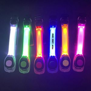 สายรัดข้อมือเรืองแสง LED พร้อมโลโก้สั่งทำ สำหรับวิ่งกลางคืน, สายรัดแขนเรืองแสง PVC เพื่อความปลอดภัยสำหรับเด็ก, สายรัดสะท้อนแสงสำหรับกิจกรรมกลางแจ้งเพื่อการส่งเสริมการขาย - Product Image 1