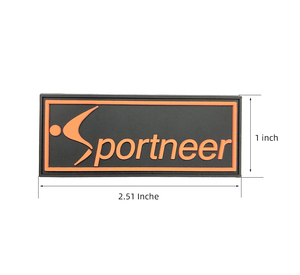 Badge en silicone et PVC 3D personnalisé multicolore avec logo en relief pour vêtements et sacs - Product Image 2
