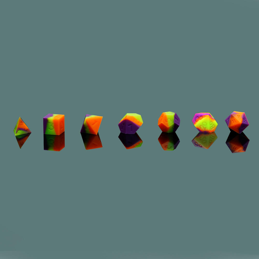 Seven three-color mixed D4-D20 set