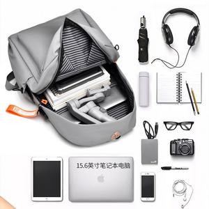 Mochila Deportiva Casual Antirrobo de Diseño Europeo Popular Personalizada, Mochila de Negocios Impermeable con Múltiples Bolsillos y USB - Product Image 3