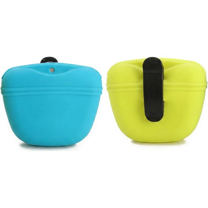 Nouveaux produits : Pochette d'entraînement pour chiens, sac à friandises en silicone, pochette portable pour friandises pour chiens - Product Image 1